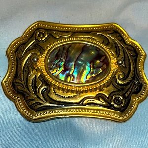 Georgeous vintage abalone golden and black belt buckle